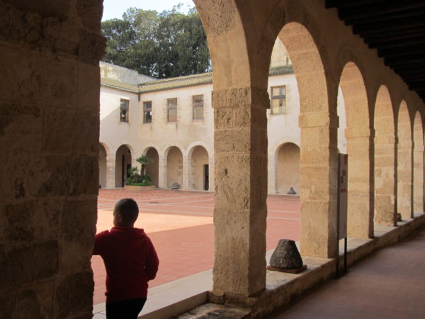 Il chiostro della Badia