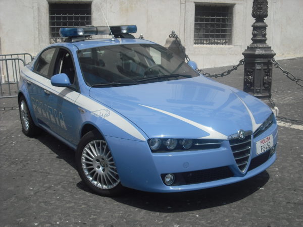 Una Volante della polizia