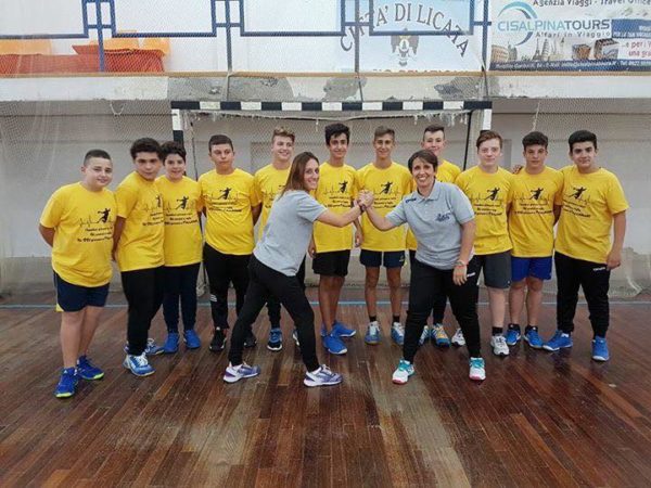 D'Addeo e Porrello con i ragazzi dell'under 16