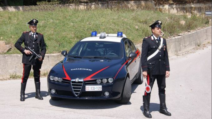 Una pattuglia dei carabinieri