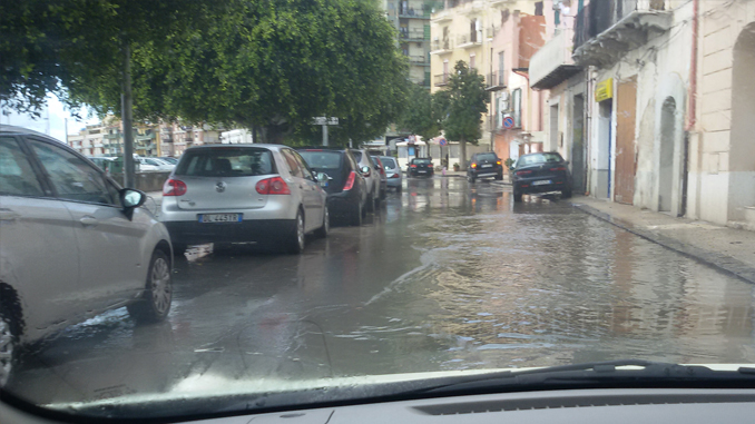 Via Principe di Napoli allagata