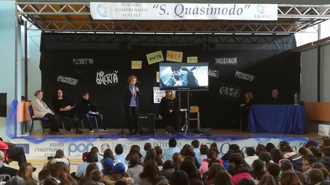 Scuola Quasimodo giornata bullismo