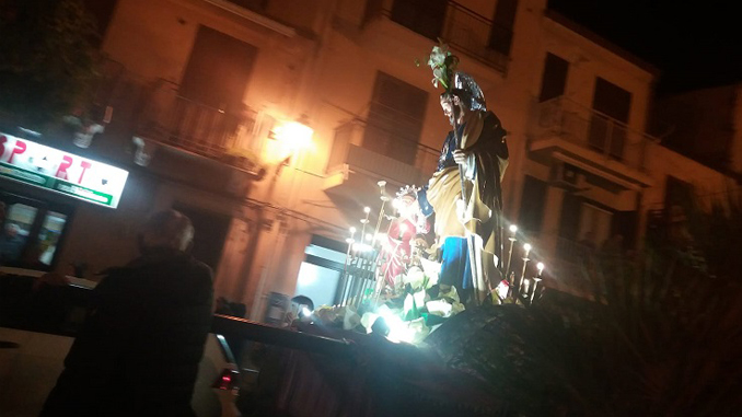 San Giuseppe in processione