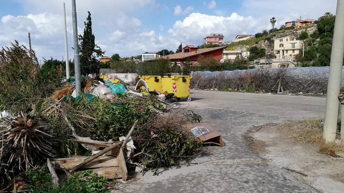 Rifiuti contrada Chiavarello