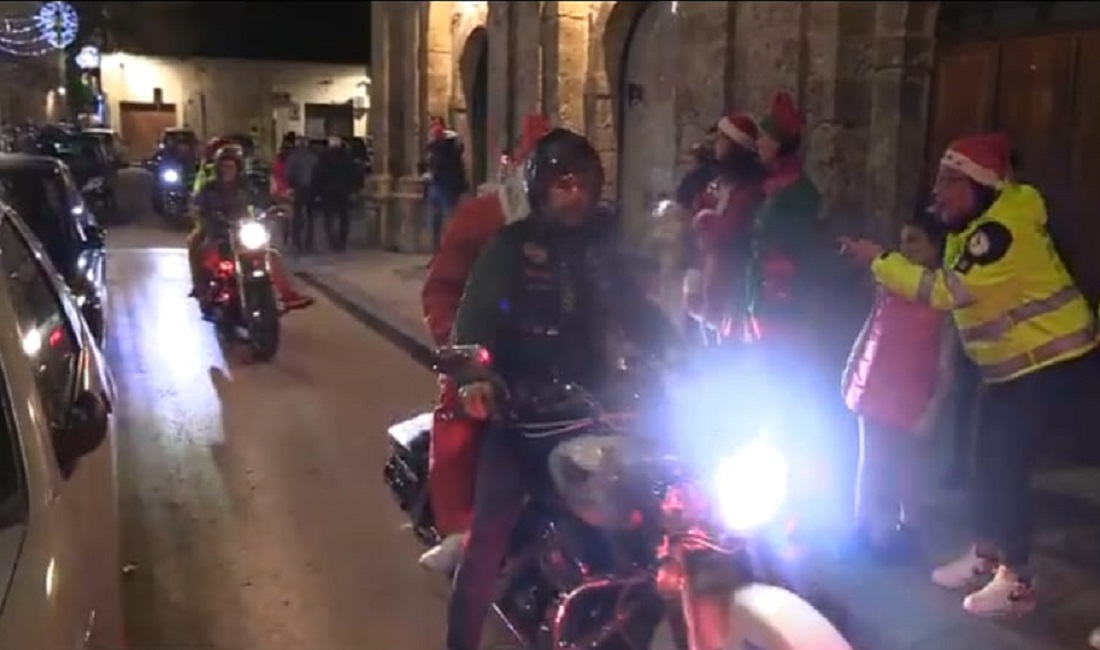 Babbo Natale in moto