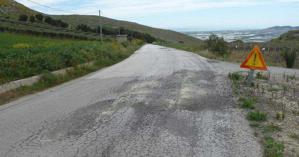 Strada per la Catena